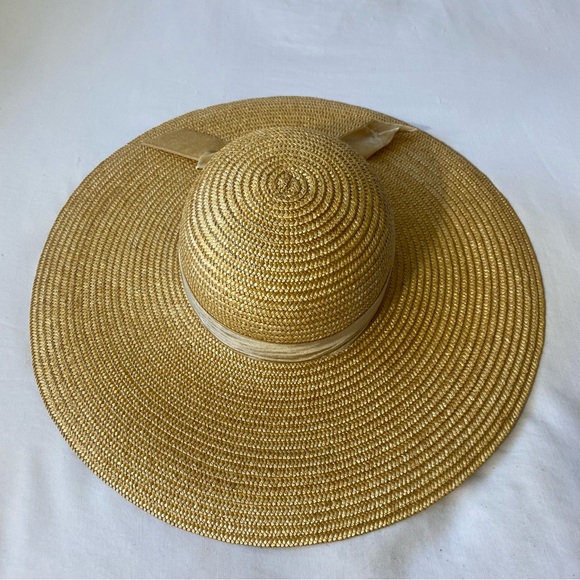 Henry Margu Accessories - Vintage Henry Margu Creations wide brim straw weave hat bow accent Spring Summer